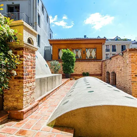 Apartment Fabulous Studio Flat In Beyoglu *